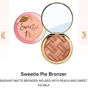 Too faced sweetie pie bronzer